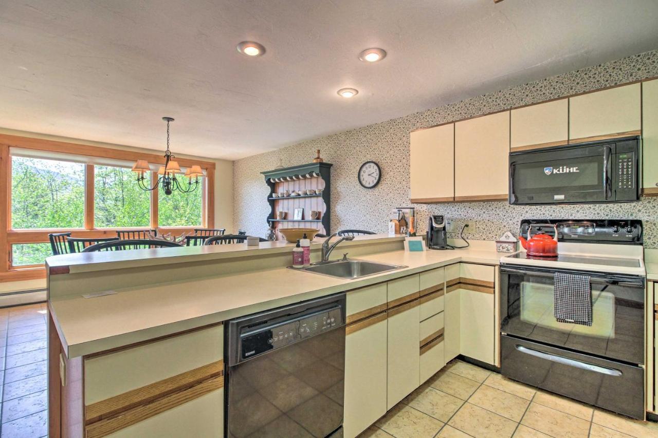 Timber Creek Townhome With 2 Decks And Mtn Views! West Dover Eksteriør billede