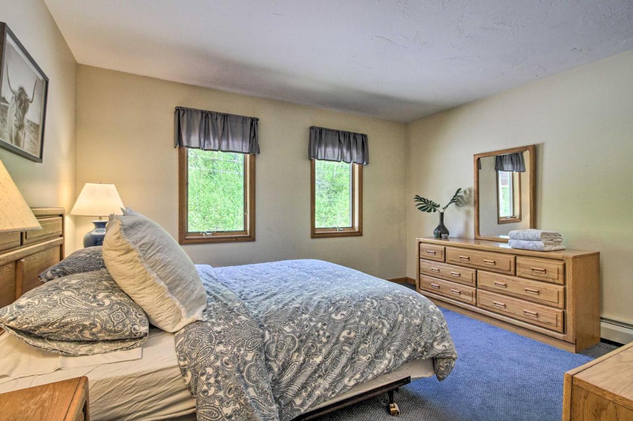 Timber Creek Townhome With 2 Decks And Mtn Views! West Dover Eksteriør billede