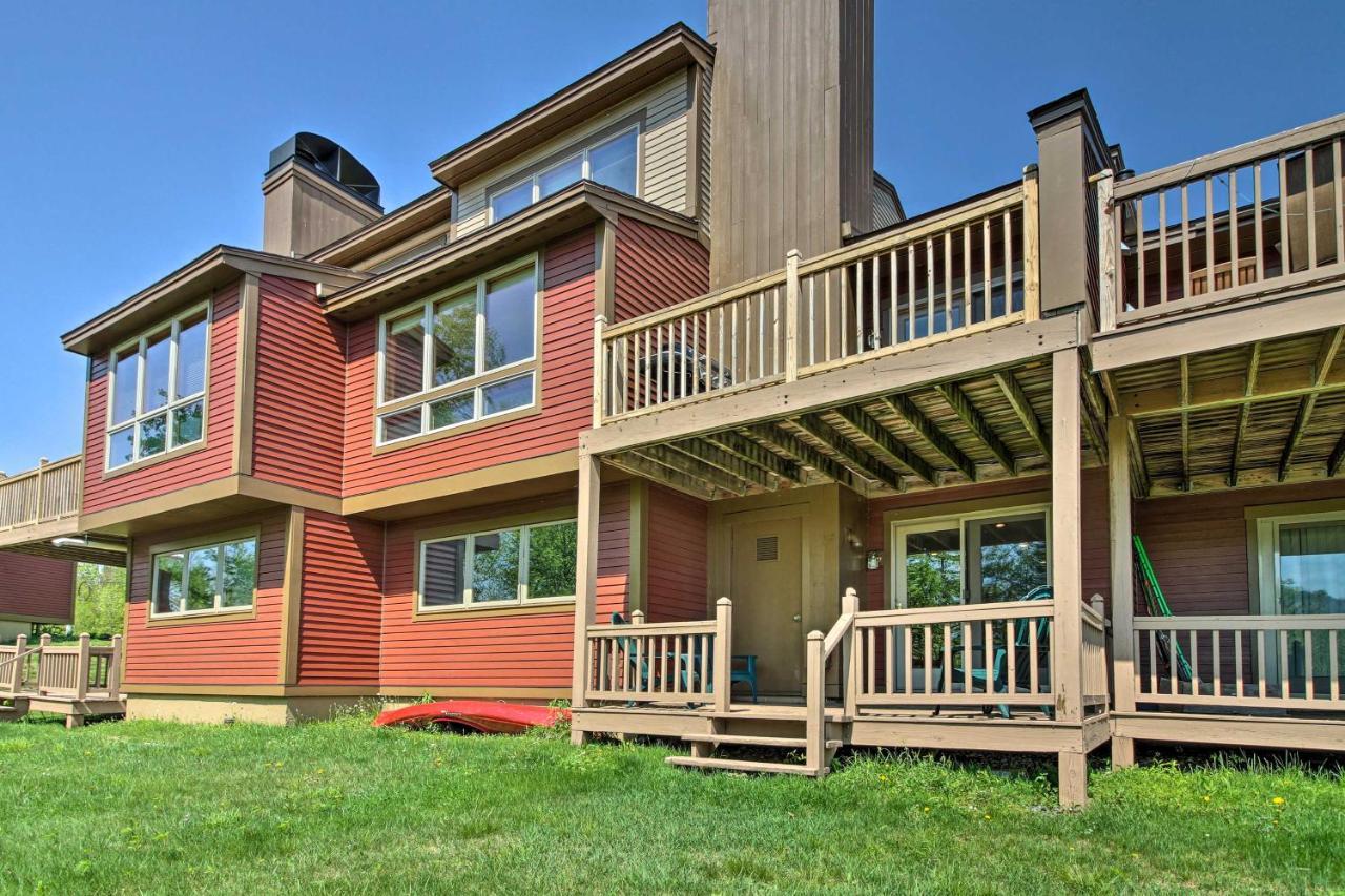 Timber Creek Townhome With 2 Decks And Mtn Views! West Dover Eksteriør billede